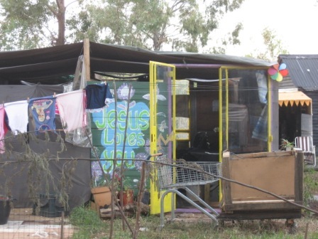 [AFRIKANER%2520SQUATTER%2520CAMP%2520KRUGERSDORP%2520SHANTY%2520LAUNDRY.jpg]