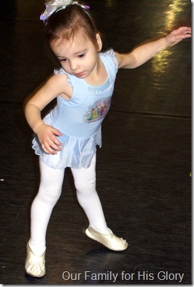 Ballerina Annabella