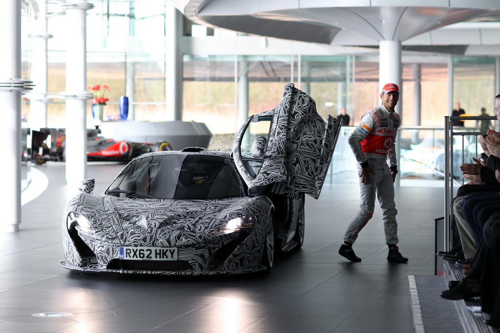 [McLaren-P1-MP4-12C-6%255B2%255D.jpg]