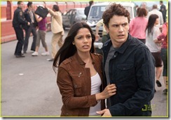 dollys-from-holly.blogspot.com_Freida Pinto in Rise of the Planet of the Apes_02
