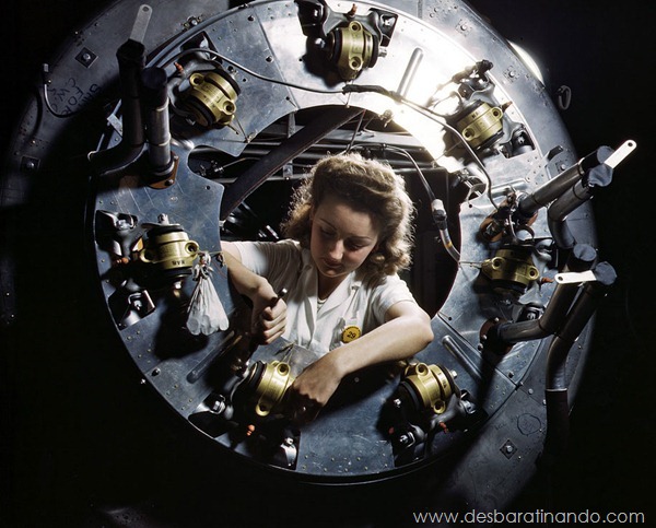 world-war-ii-women-at-work-in-color-mulheres-trabalhando-segunda-guerra-mundial-ww2 (12) world-war-ii-women-at-work-in-color-mulheres-trabalhando-segunda-guerra-mundial-ww2 (12)