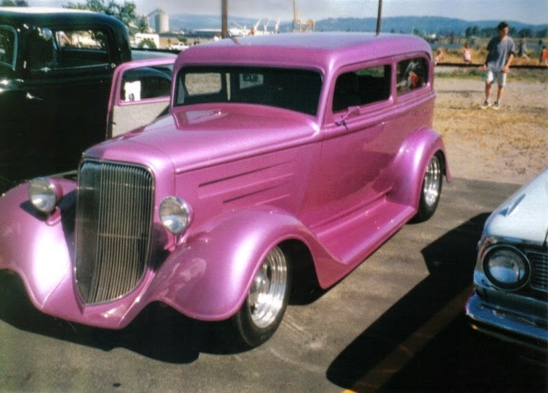 [32-1934-Chevrolet-2-Door-Sedan-in-th%255B2%255D.jpg]