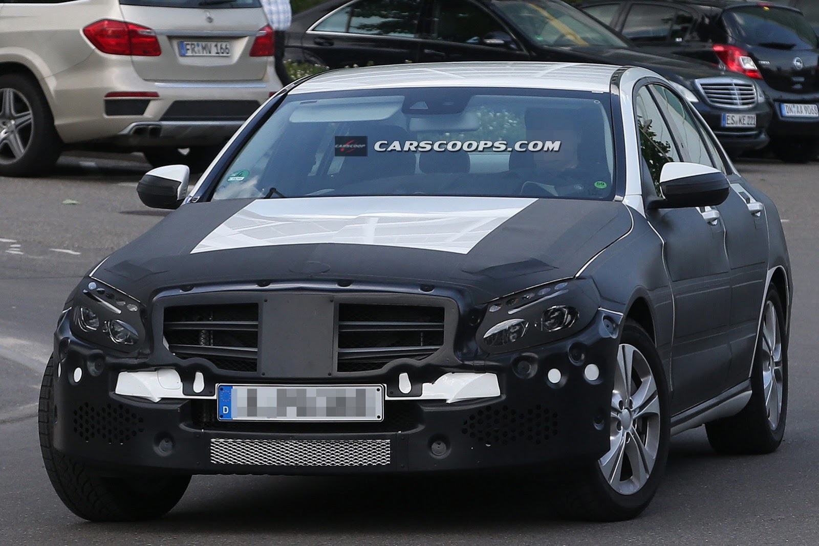 [2015-Mercedes-C-Class-Undisguised-Carscoops4%255B3%255D.jpg]