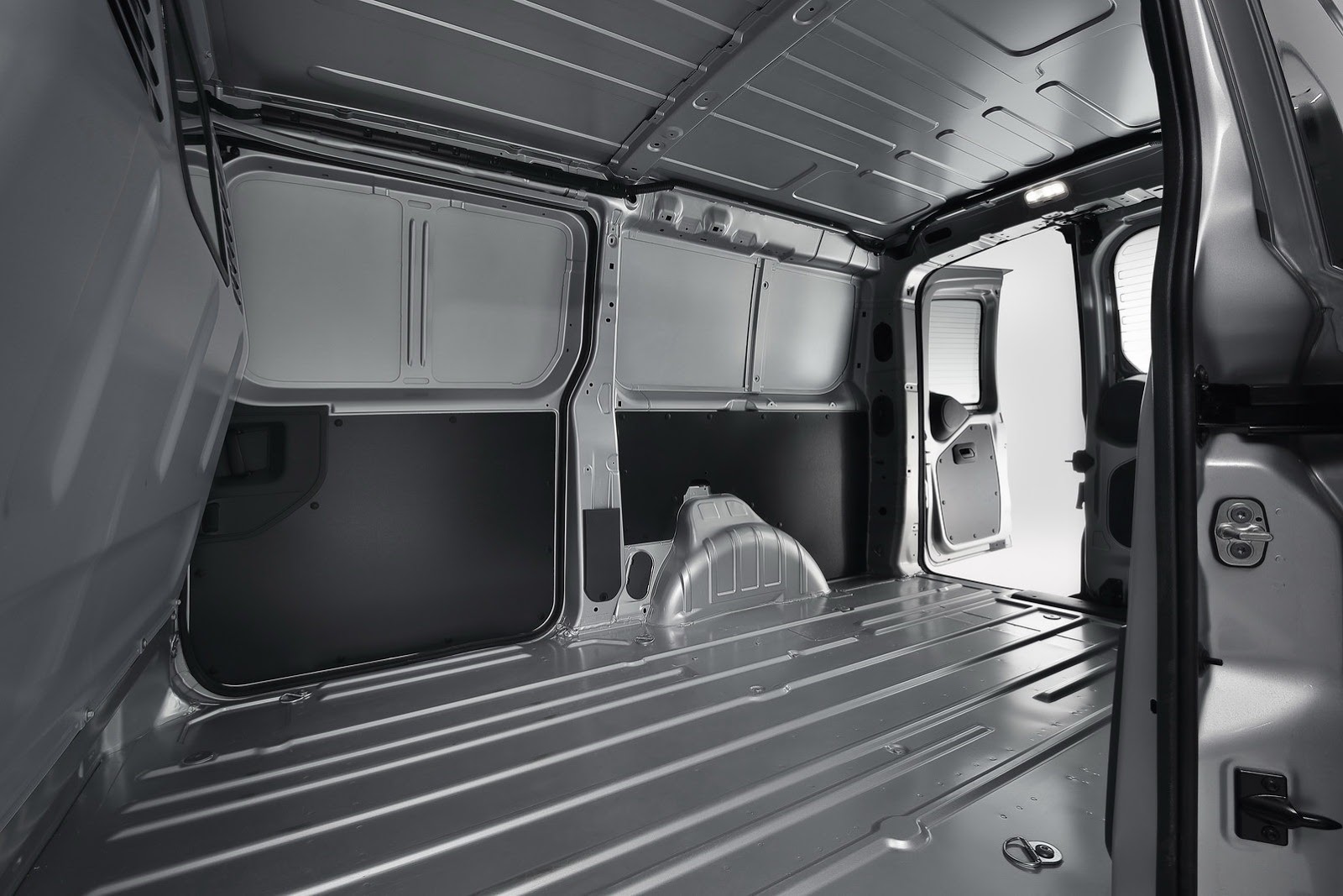 [New-Toyota-ProAce-24%255B2%255D.jpg]