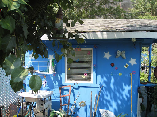 This blue casita is part of the nearby 