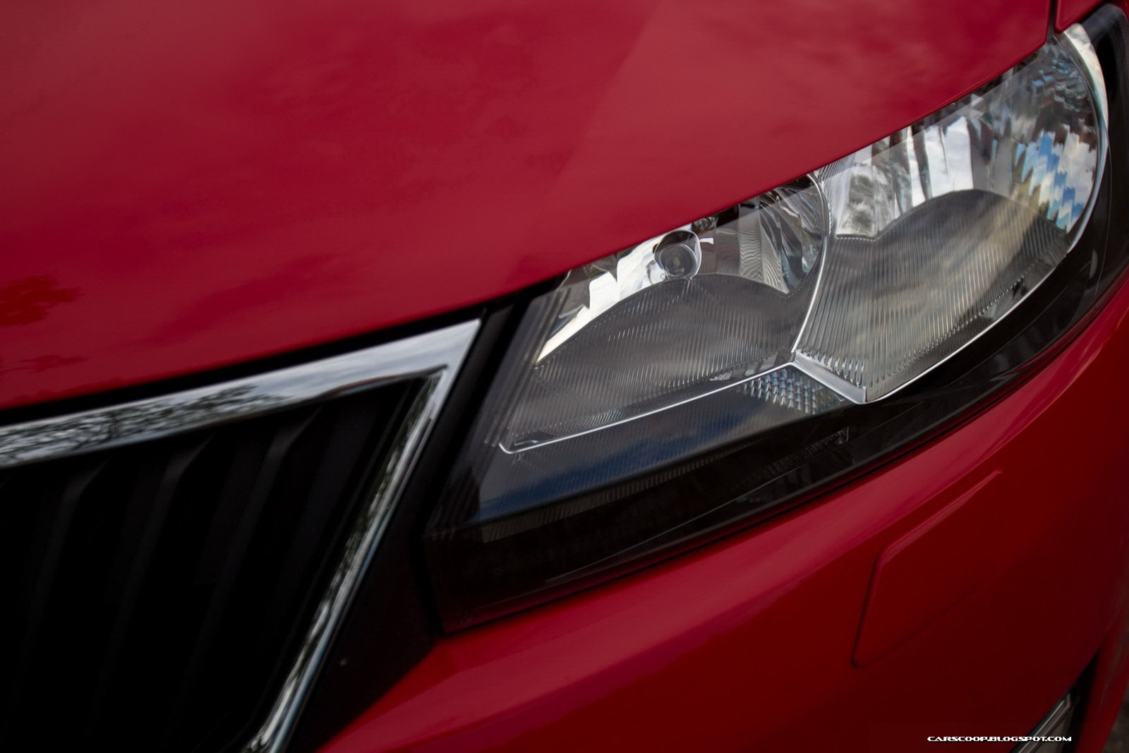 [2013-Skoda-Rapid-8%255B2%255D.jpg]