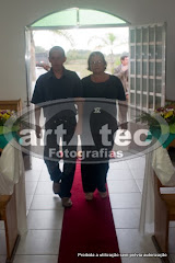 Fotos do evento VINÍCIUS&DERENICE. Foto numero 011. Fotografia (fotografias) da Art Tec Fotografias que faz fotos de casamento, fotos de festas, fotos de eventos sociais, fotos de aniversário, fotos de formatura, fotojornalismo, ensaios fotográficos, fotos de estúdio, book fotográfico e outros serviços fotográficos em Pelotas, RS, e outras cidades do Rio Grande do Sul. fotos casamento de pelotas rs para noivas casamentos rio grande do sul foto fotografia penteados modelo havaiano dj arranjos mesa