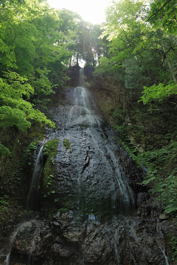 三休の滝