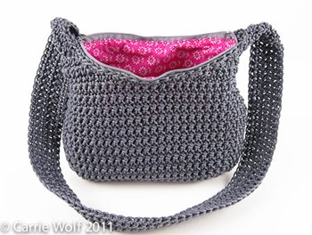 _Carrie-Wolf-how-to-insert-zipper-line-lining-crochet-purse-tutorial-modernneedlepoint-9269 _Carrie-Wolf-how-to-insert-zipper-line-lining-crochet-purse-tutorial-modernneedlepoint-9269