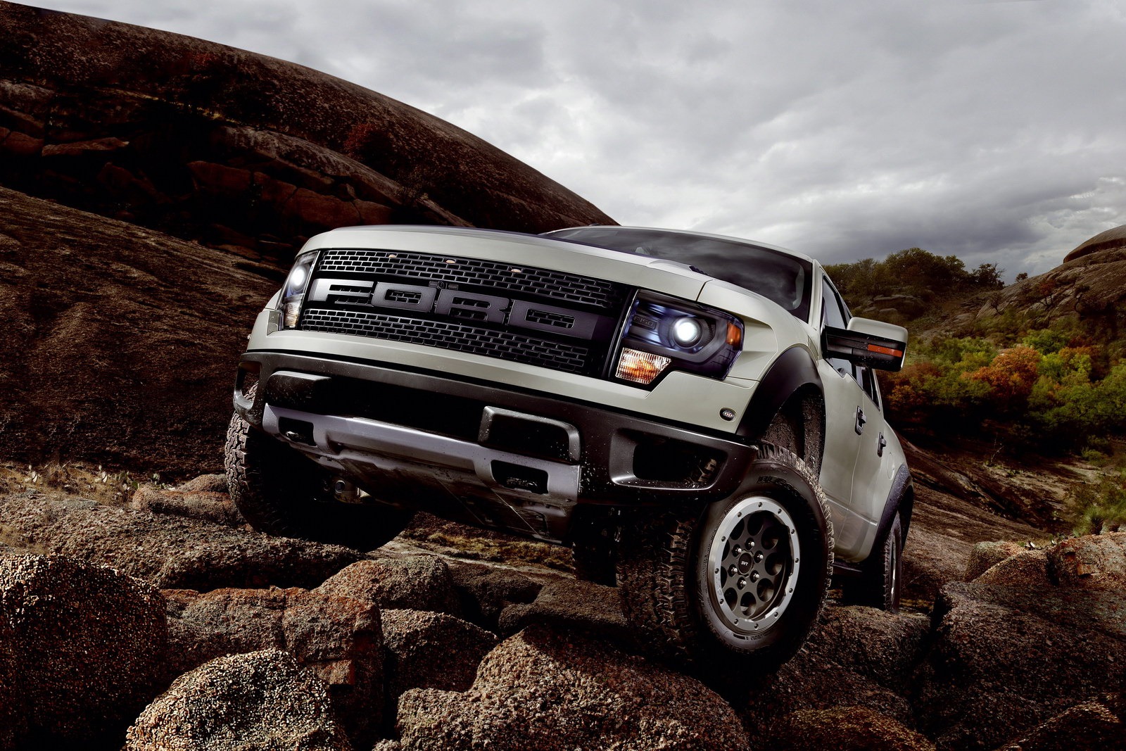 [Ford-SVT-Raptor-1%255B3%255D.jpg]