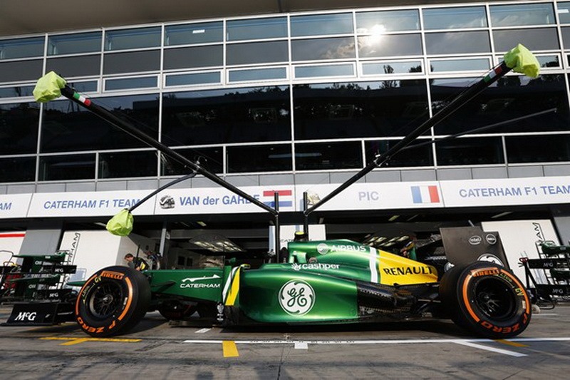 [Caterham-New-Sports-Car-2.jpg]