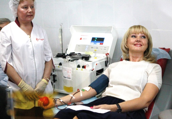 [golikova_in_blood%255B16%255D.jpg]