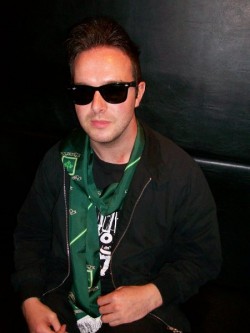 40-sm.jpg