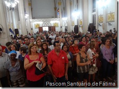 Missa Solene - Igreja lotada Missa Solene - Igreja lotada