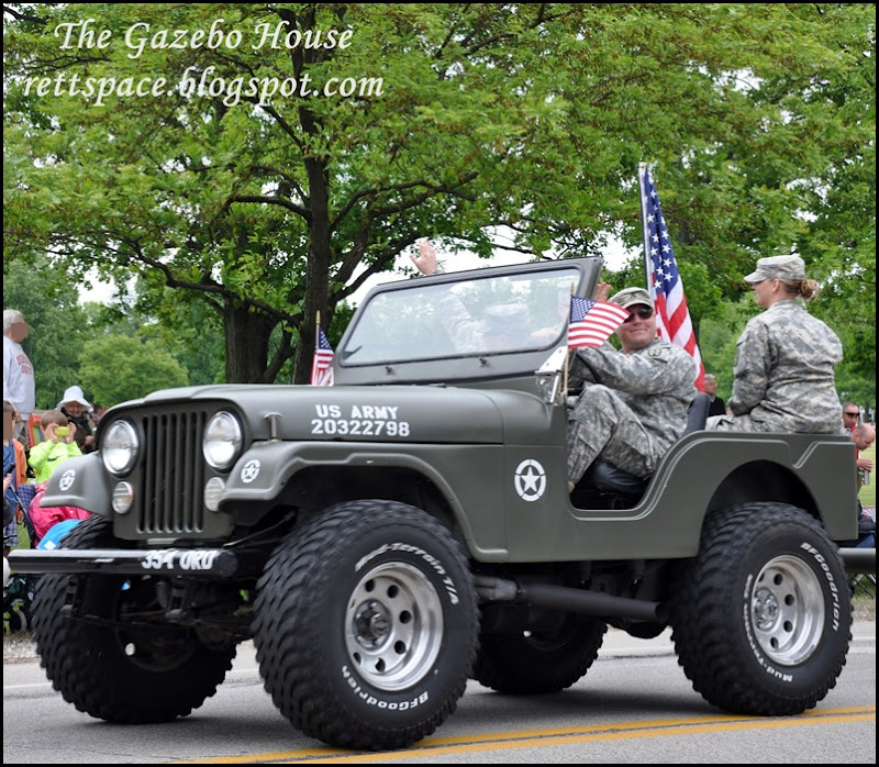 parade 017 parade 017