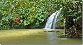 Air Terjun Tanah Merah