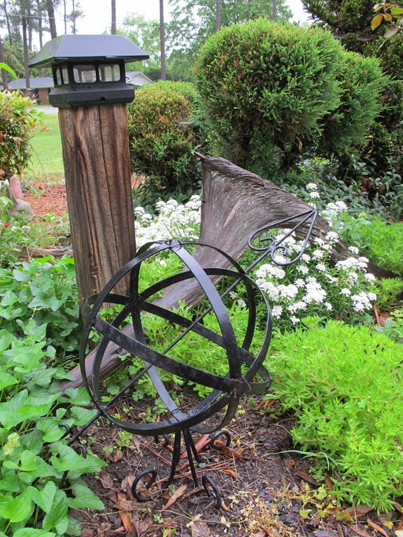 [Copy%2520of%2520Mom%2527s%2520Gardens%2520018%255B5%255D.jpg]