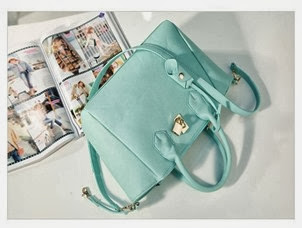BEST SELLER 5534BLUE - 195 RIBU - Material PU Bottom Width 39.5 Cm Height 23 Cm Thickness 10 Cm Handle 11.5 Cm Strap Adjustable Weight 0.61--