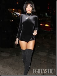 rihanna-in-a-black-bodysuit-and-thigh-high-boots-in-nyc-03-675x900