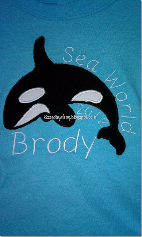 Sea World Tee Shirt Memory Keeper