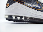 nike air max lebron 7 gr white navy 4 16 Nike Air Max LeBron VII (7)   White/Navy/Gold Sample Actual Photos