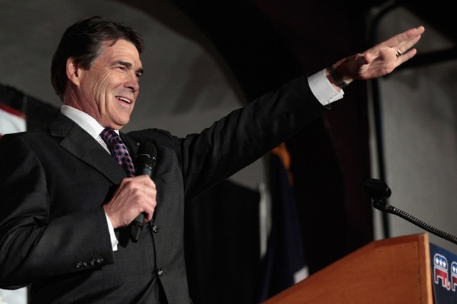 [memo-to-rick-perry-dont-hold-your-arm-like-that-19609-1313443714-13%255B5%255D.jpg]