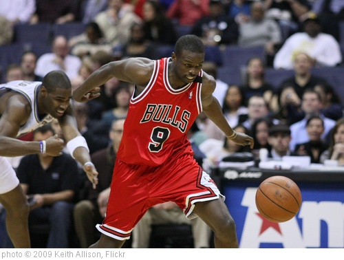 'Luol Deng' photo (c) 2009, Keith Allison - license: http://creativecommons.org/licenses/by-sa/2.0/