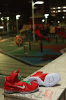 Throwback Thursday: Look Back at LBJs 2011 Christmas Shoes nike lebron 9 gr christmas 4 13 kickz Throwback Thursday: Look Back at LBJs 2011 Christmas Shoes