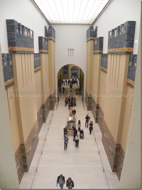Pergamon 23 Pergamon 23