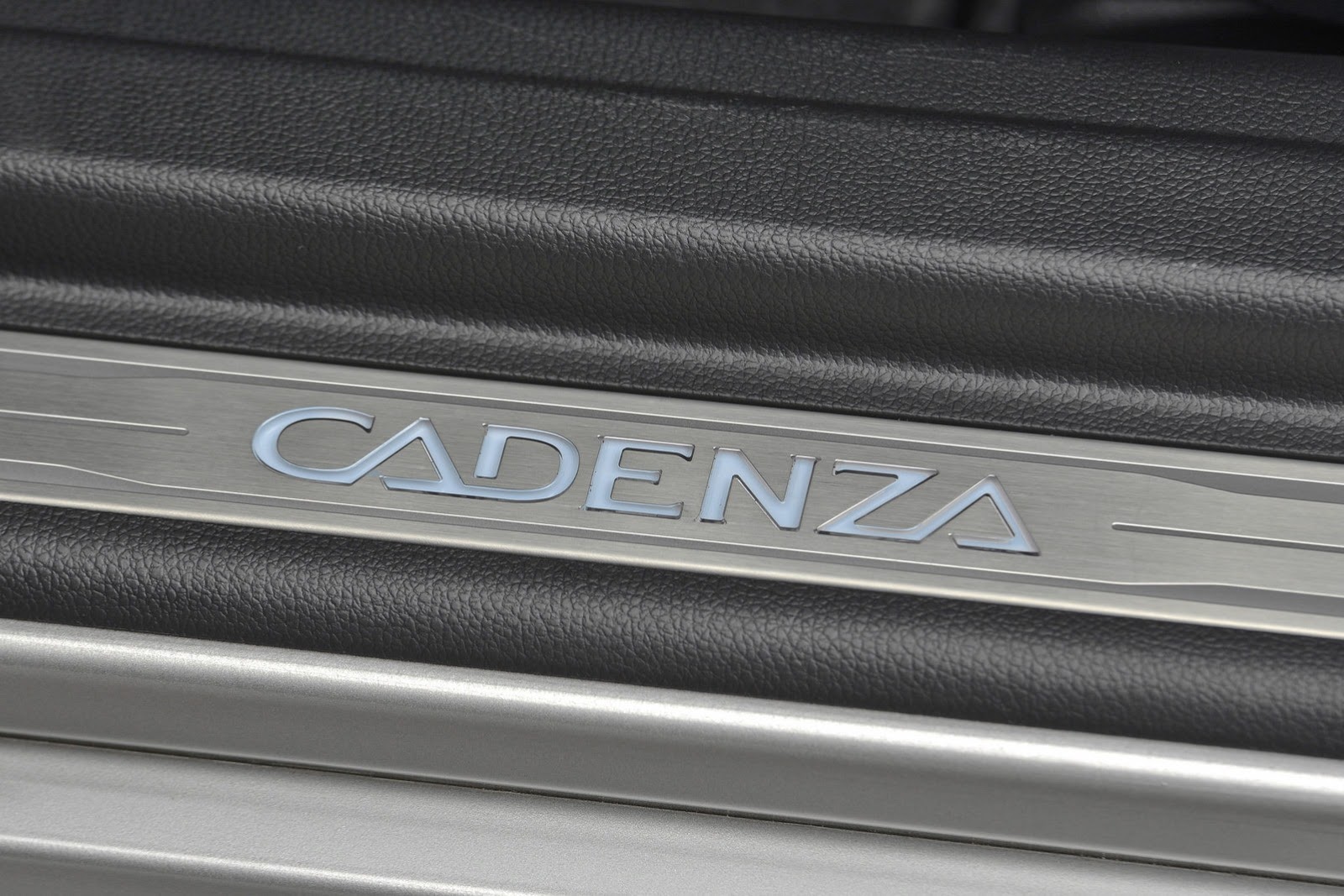 [2014-Kia-Cadenza-35%255B2%255D.jpg]
