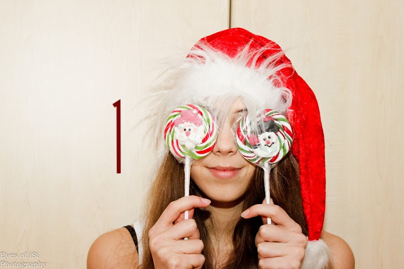 Eyes-of-iSi-100-Leser-Weihnachtsmütze-Zwei-Lollipops Eyes-of-iSi-100-Leser-Weihnachtsmütze-Zwei-Lollipops