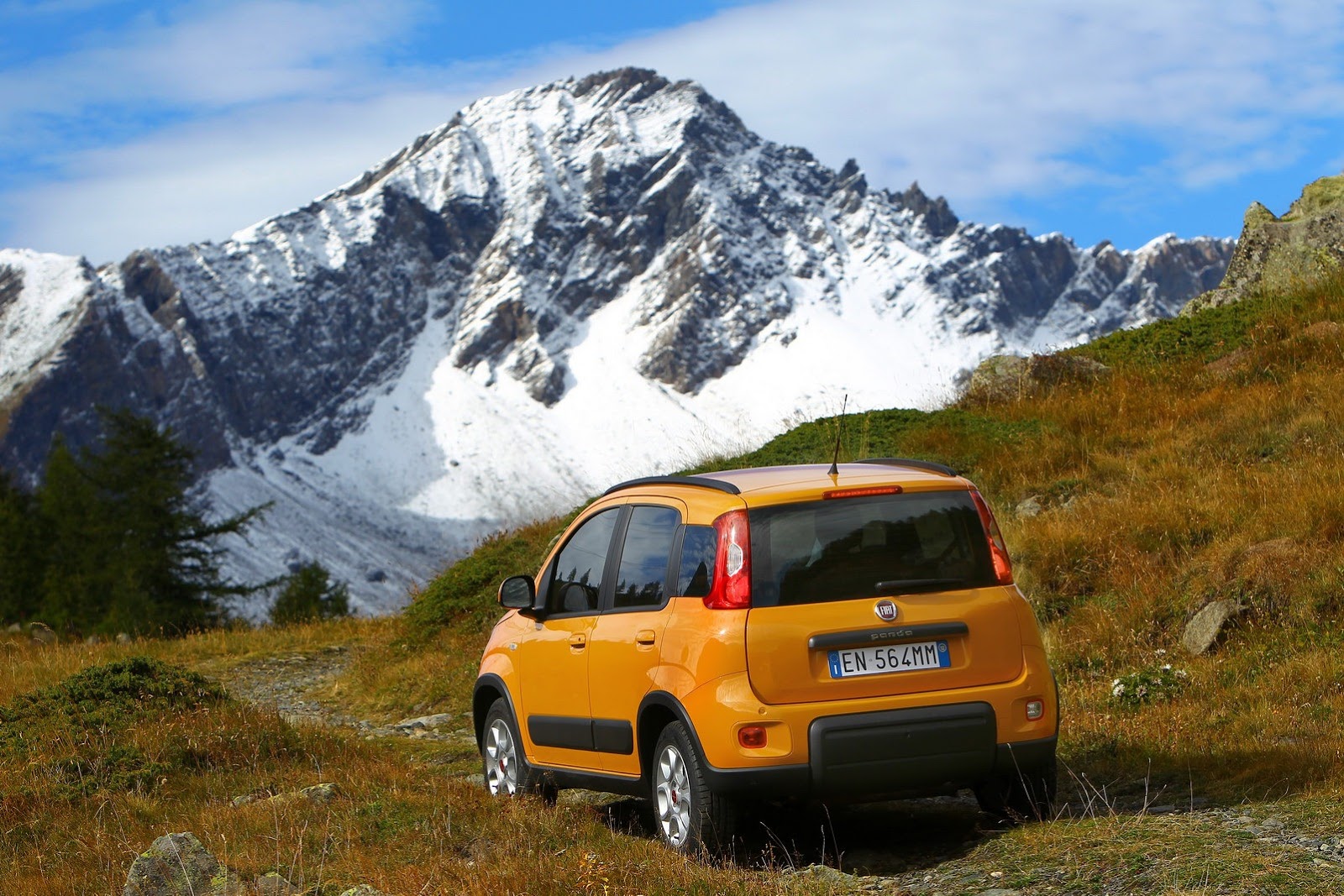 [2013-Fiat-Panda-Trekking-2%255B2%255D.jpg]