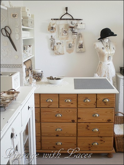 Studio Tour - Vintage with Laces