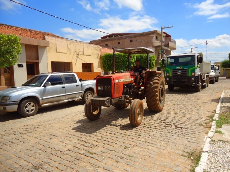 [Desfile%2520da%2520frota%2520Nova%2520Olinda%25209-3-2014%2520%252830%2529%255B2%255D.jpg]