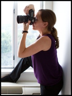 [Wedding-photographer-at-work-resized-600%255B1%255D%255B2%255D.jpg]