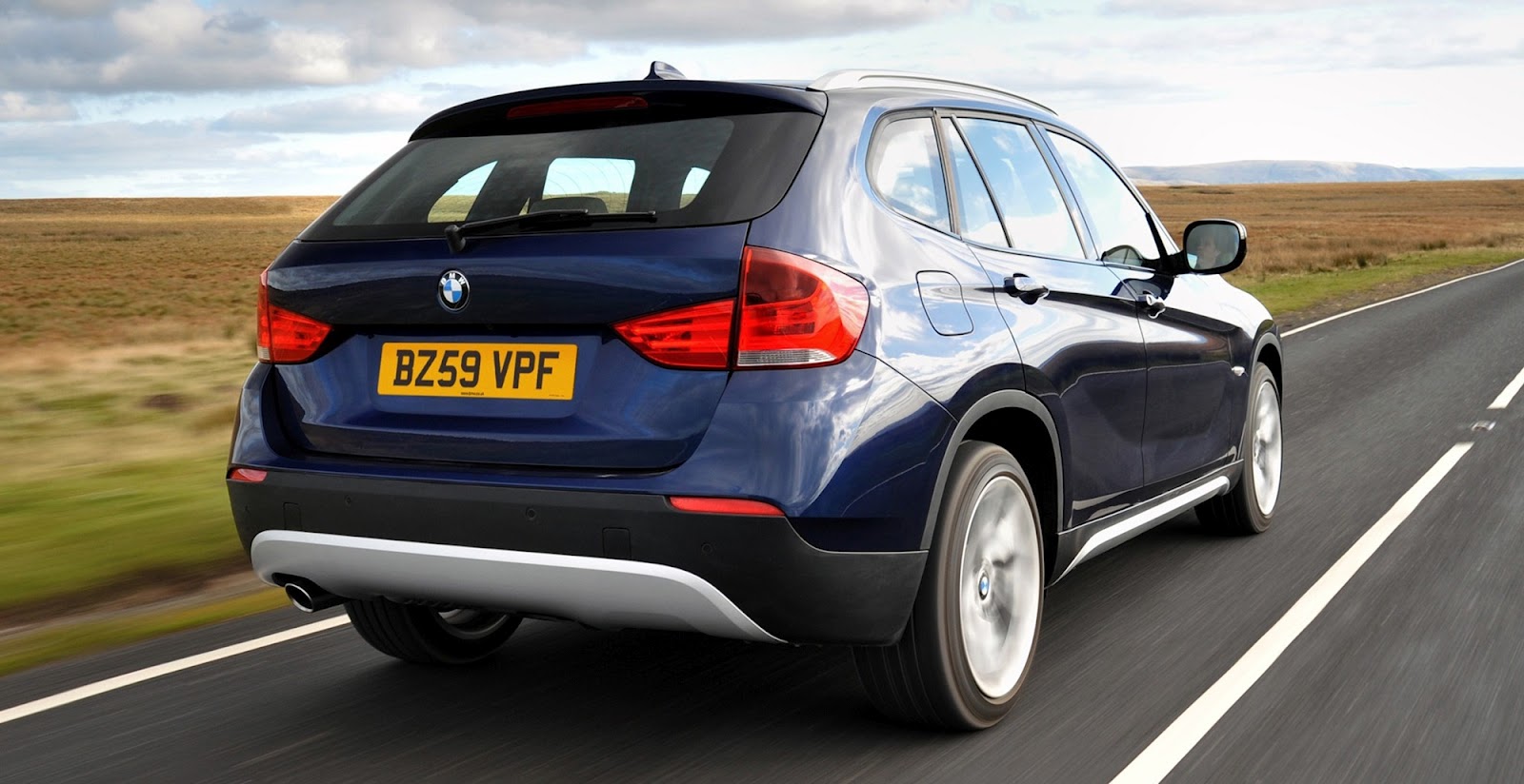 [autowp.ru_bmw_x1_xdrive20d_uk-spec_7%255B2%255D.jpg]
