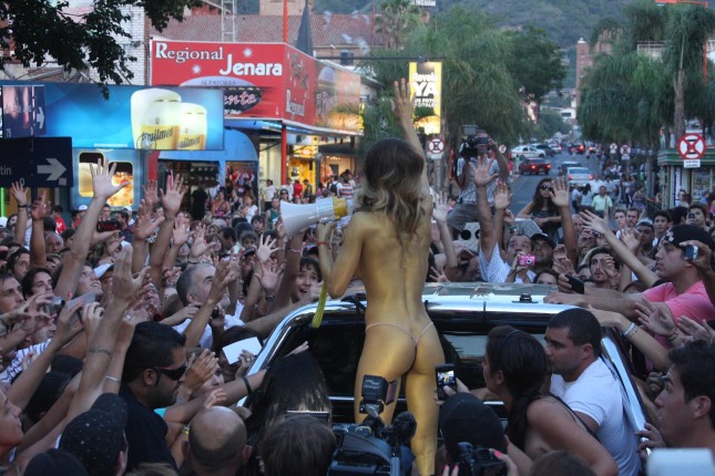 Cinthia Fernandez Carlos Paz 2012