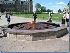 6620 Ottawa - Parliament Buildings -The Centennial Flame