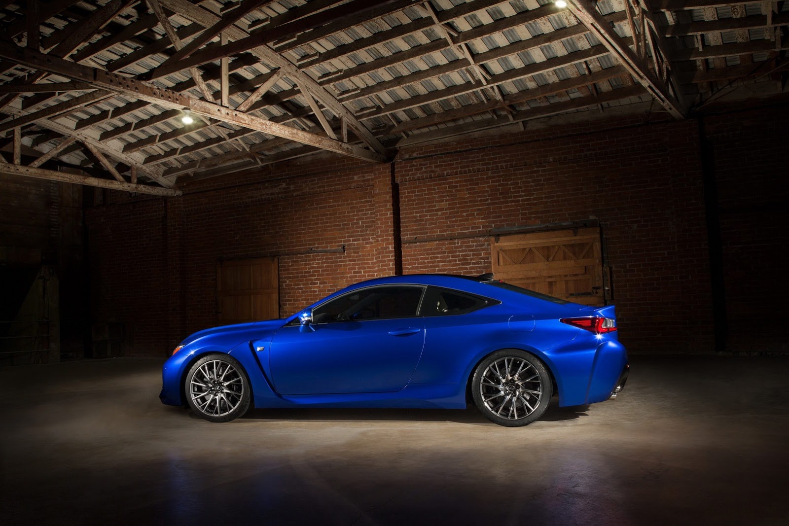 [2015-Lexus-RC-F-32.jpg]