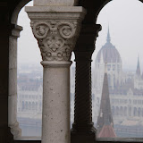 Budapest - Le Parlement vu du château.JPG