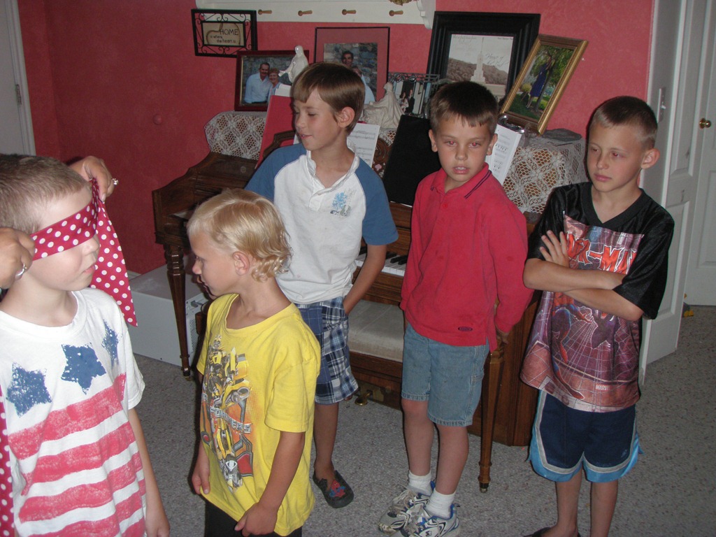 [Tylers%25209th%2520Birthday%2520June%25202011%2520009%255B8%255D.jpg]