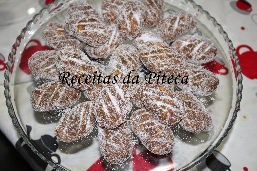 [Broas%2520da%2520Av%25C3%25B3%255B3%255D.jpg]