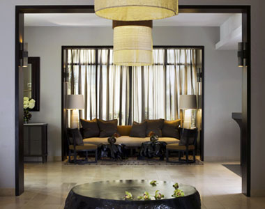 Save: Hotel Renew, Honolulu, Oahu Save: Hotel Renew, Honolulu, Oahu
