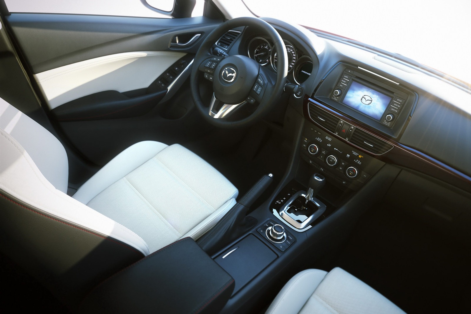 2014-Mazda6-58[2].jpg