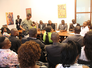 Des journalistes lords d’une rencontre organisée par le Jed le 12/10/2011 à Kinshasa. Radio Okapi/ Ph. John Bompengo