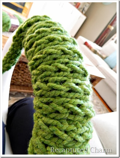 Christmas Finger Knitted Wreath1