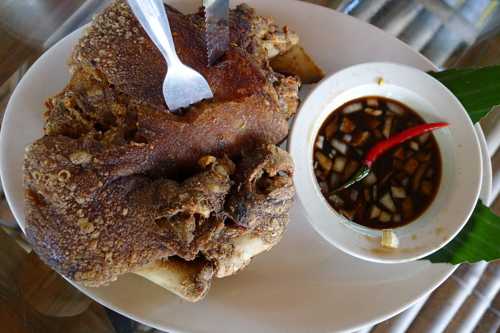 [Crispy%2520Pata%2520at%2520Apag%2520Marangle%2520Pampanga%255B3%255D.jpg]