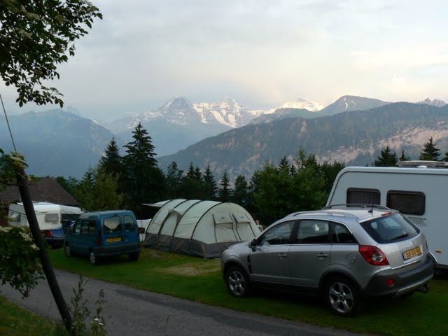 Udsigten fra campingpladsen i Beatenberg