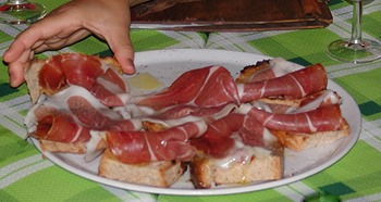 Bruschetta_02_schinken