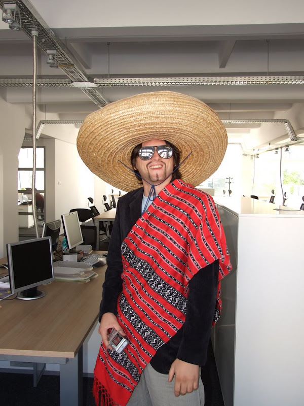 CostumeDay - Edi